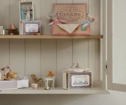 Maileg Drieling Baby Muis in een Luciferdoosje