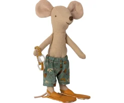 Maileg Knuffelmuis Beach Mice Big Brother in Strandhokje